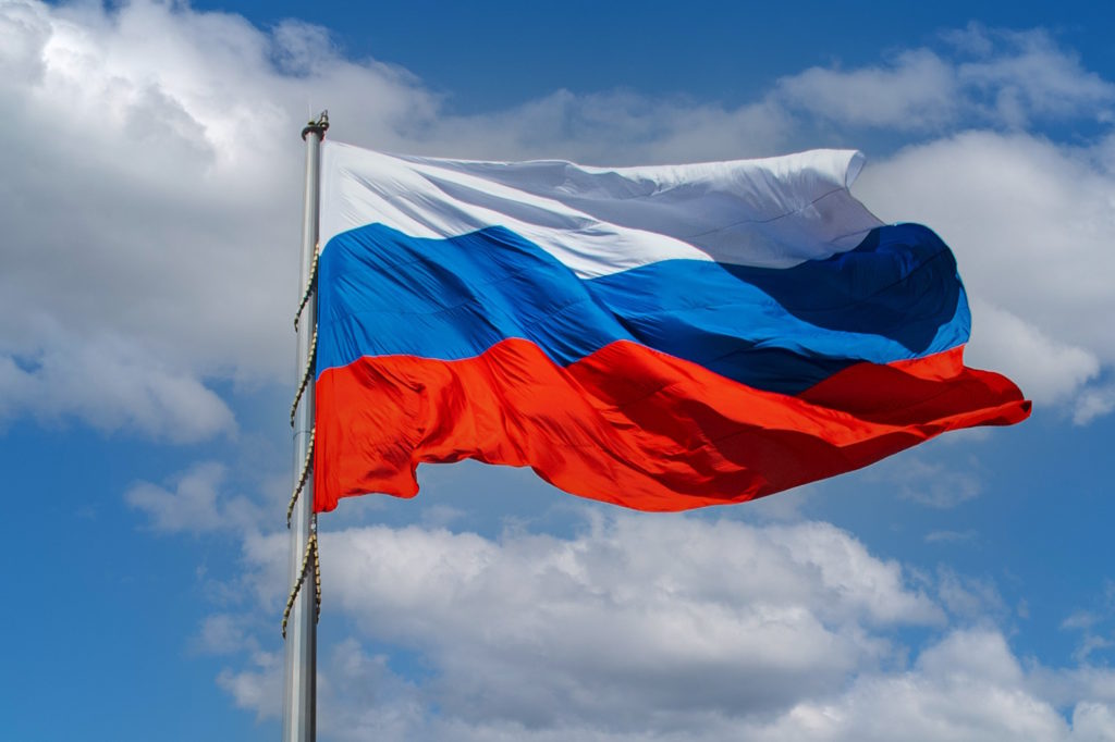 Минпромторг внесет в Госдуму законопроект о приоритете российских товаров в рознице