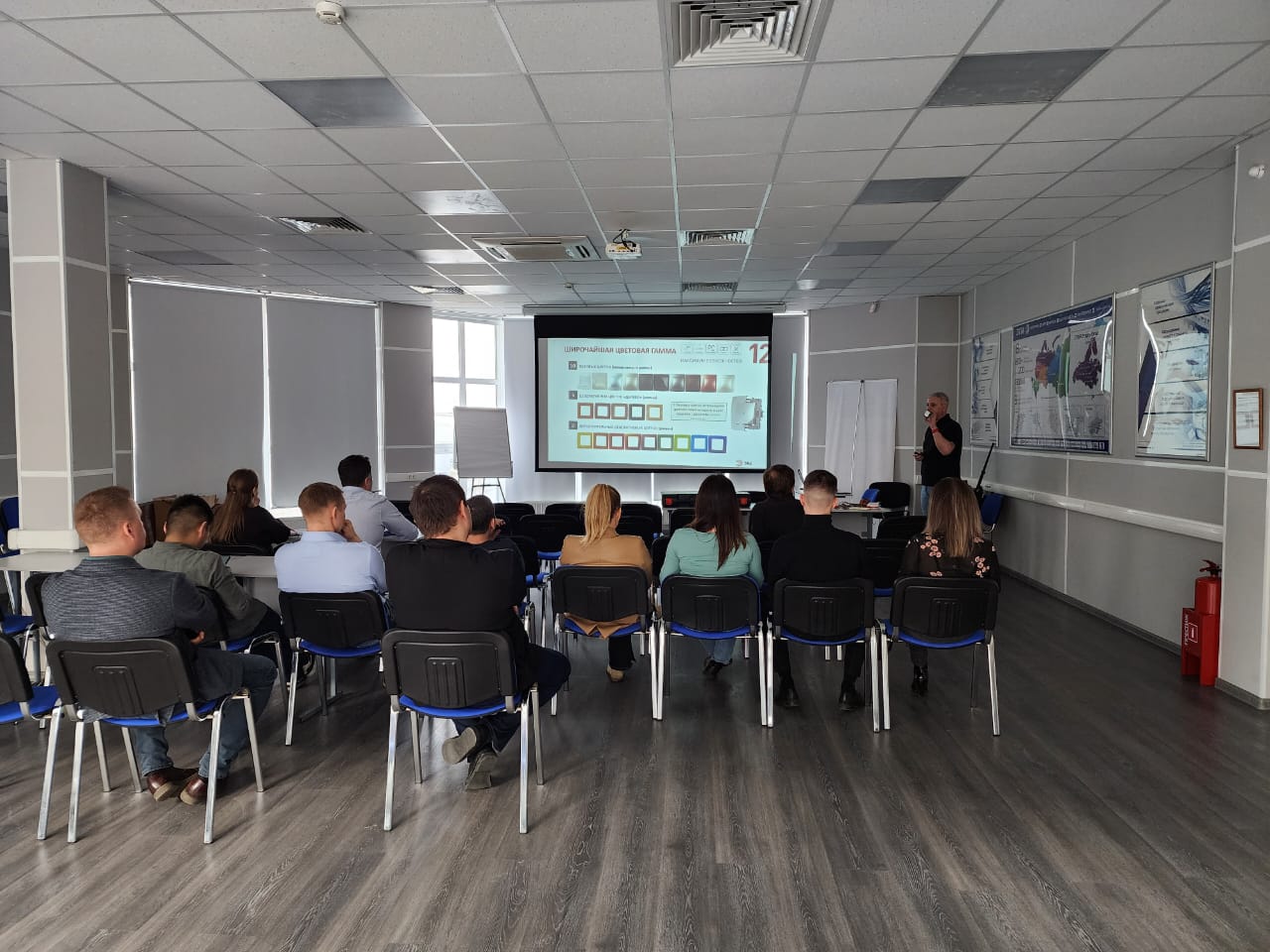 Обучение ЭРА с мастер-классом по электроустановке для компании ЭТМ в Петербурге